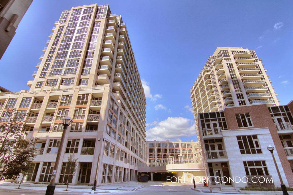 york harbour club condos at fort york